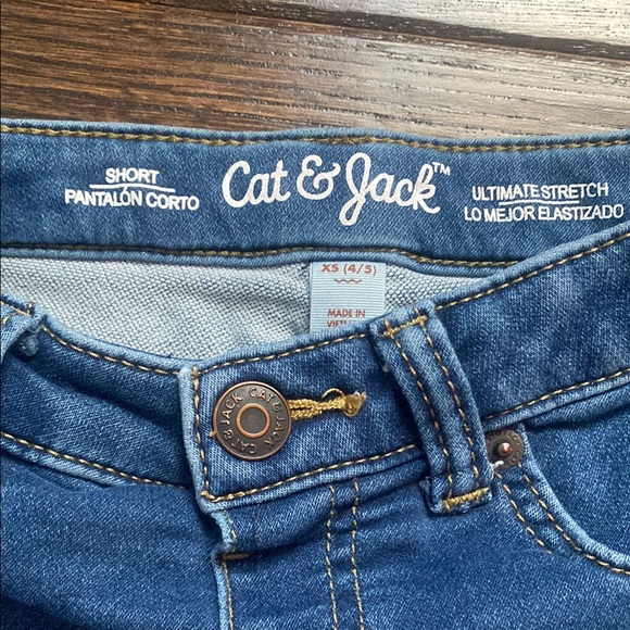 Cat & Jack Stretch Jean Shorts - Picture 2 of 3